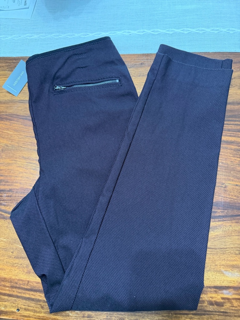 NWT Van Heusen Textured Fitted Pants with Zipper Pockets Sz 6
